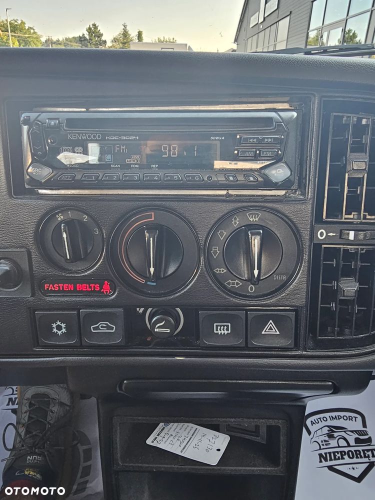 Saab 900 - 13