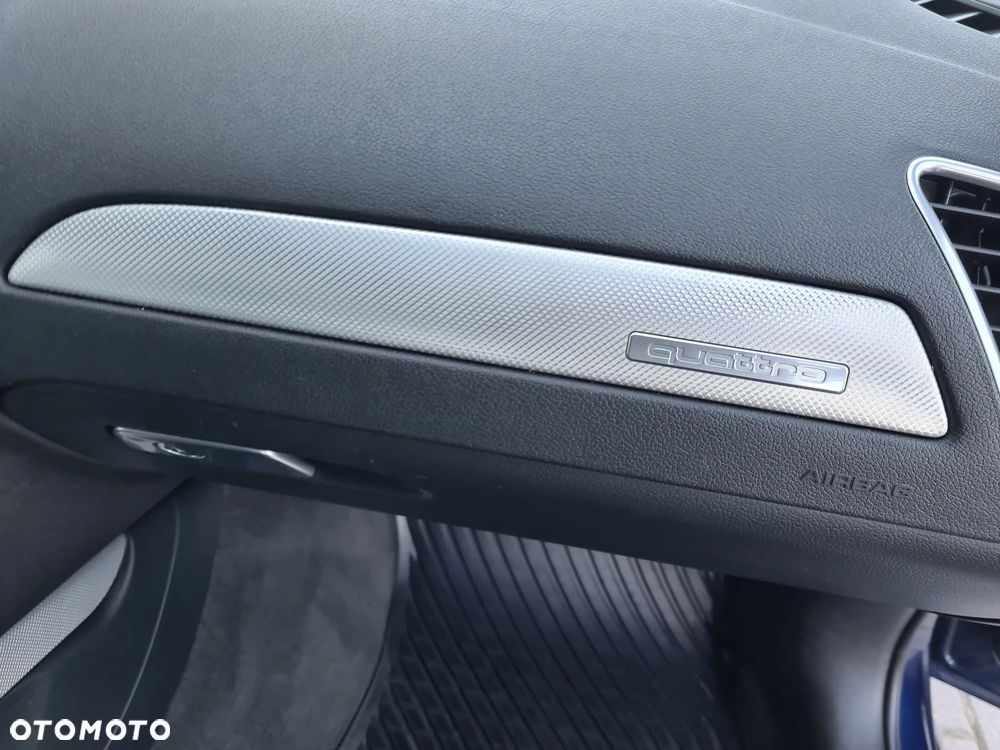 Audi A4 Limousine - 13