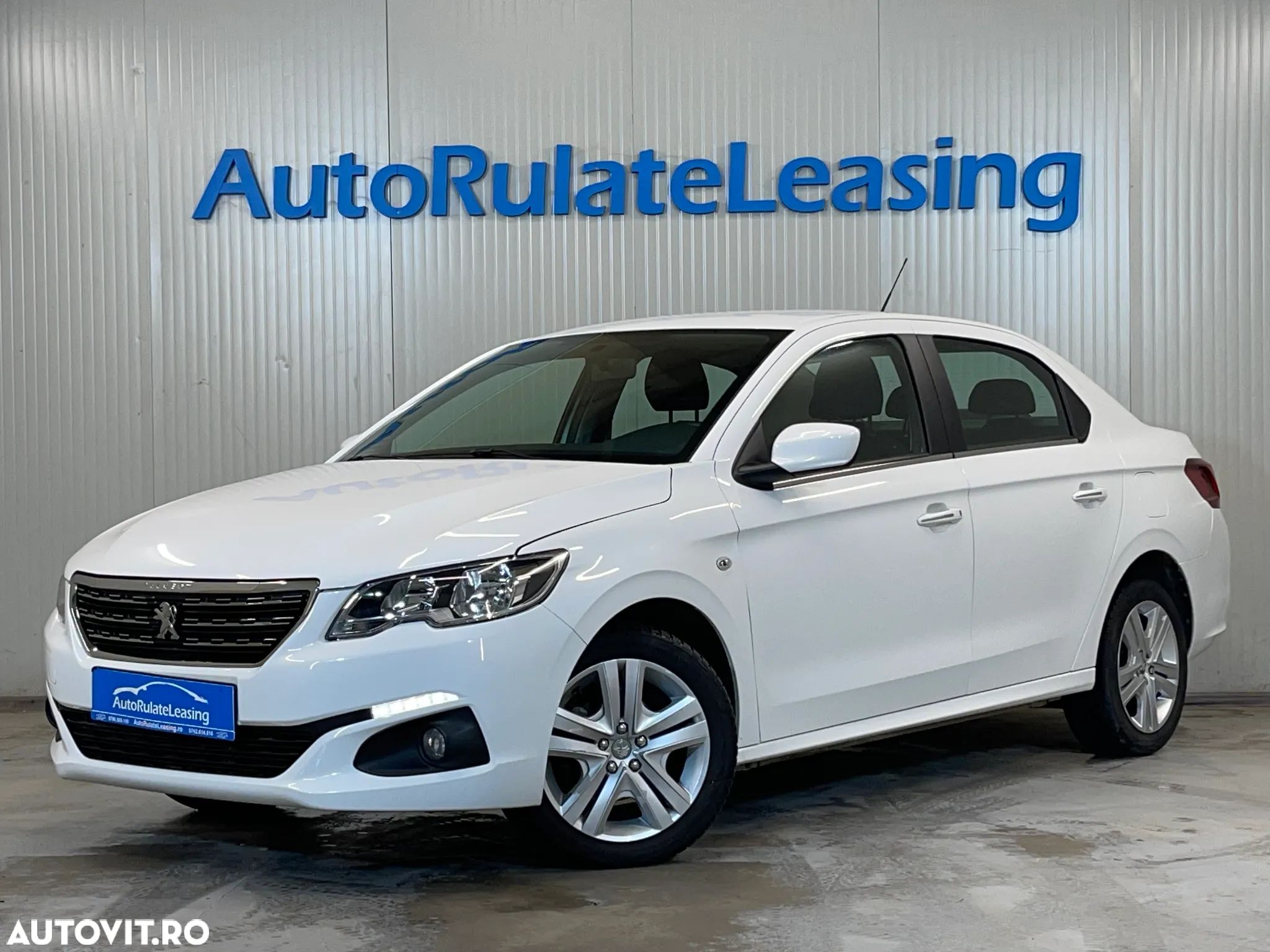 Peugeot 301 1.5 BlueHDI FAP Allure - 1