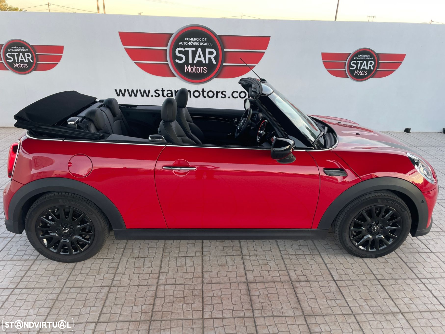 MINI Cabrio Cooper Auto - 19