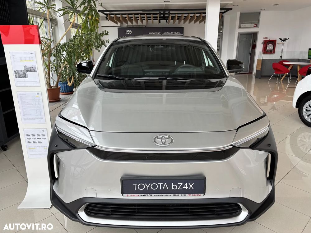 Toyota BZ4X 160 KW AWD (4x4) Luxury Solar Edition - 3