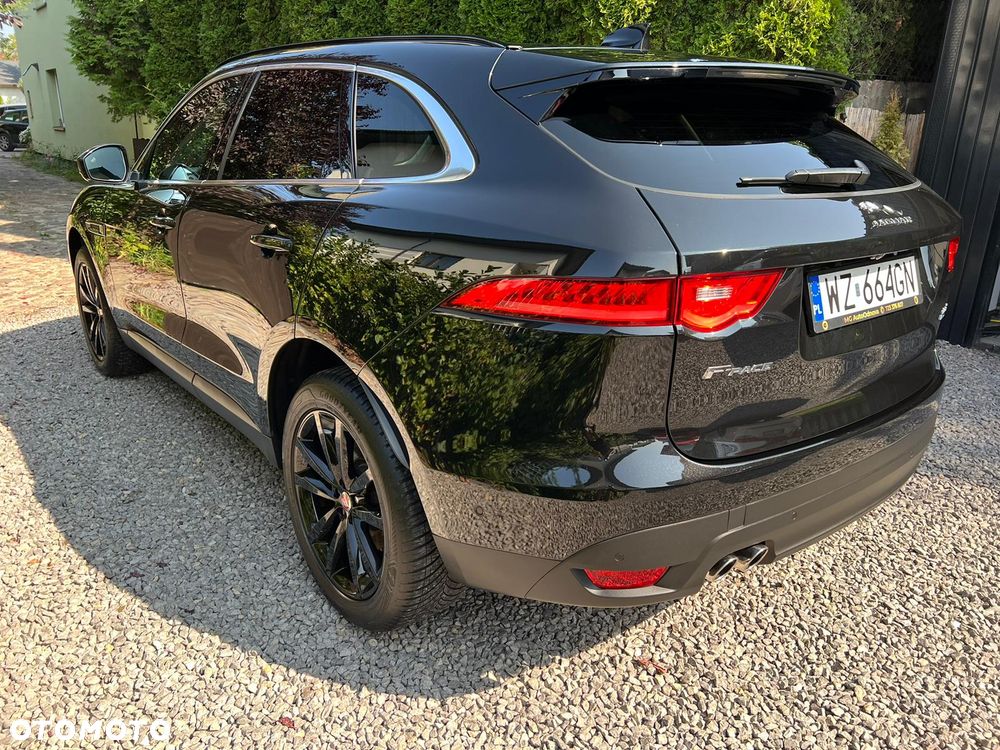 Jaguar F-Pace 2.0 i4D RWD Prestige - 16