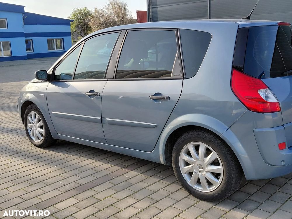 Renault Scenic - 4