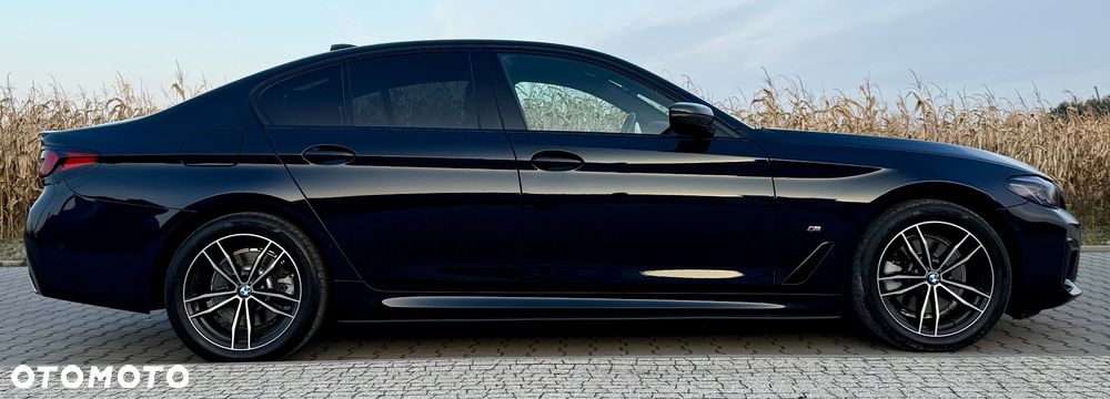 BMW Seria 5 520d xDrive M Sport sport - 13