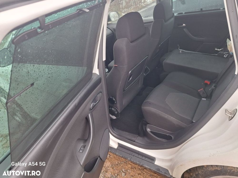 Dezmembrez Seat Altea XL alb motor 1.8 tfsi cutie automata xenon - 8