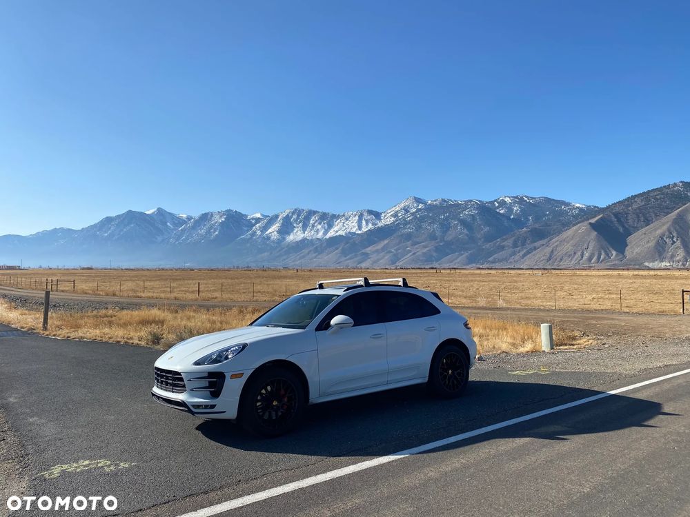 Porsche Macan Turbo - 15