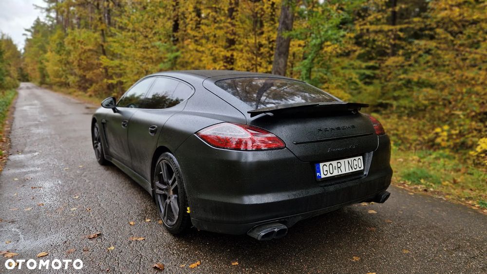 Porsche Panamera GTS - 5