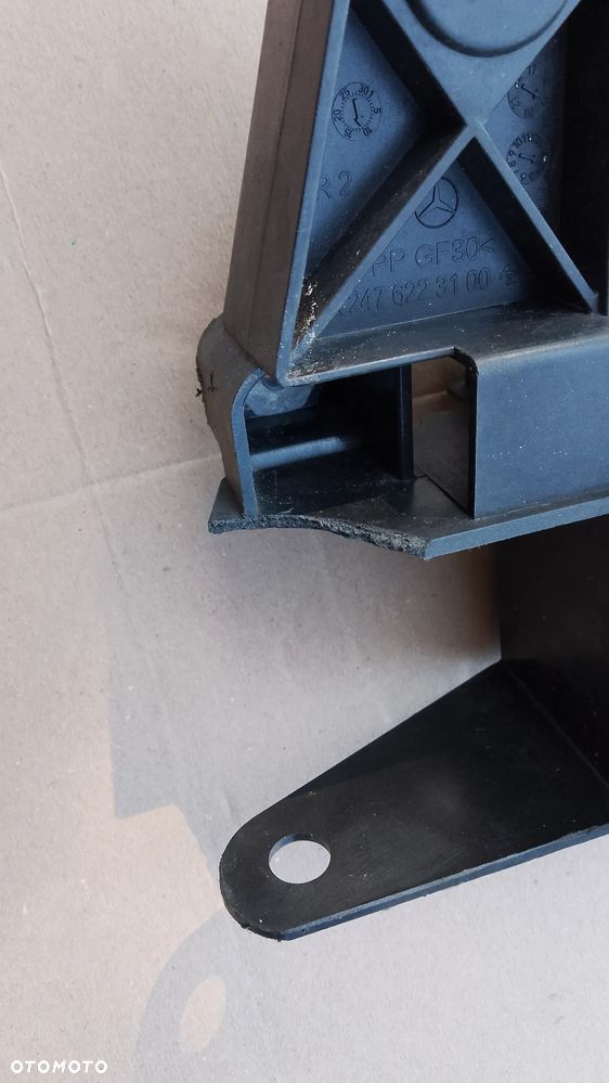 KIEŁ PASA PRZÓD MERCEDES a247 A2476223100 - 5