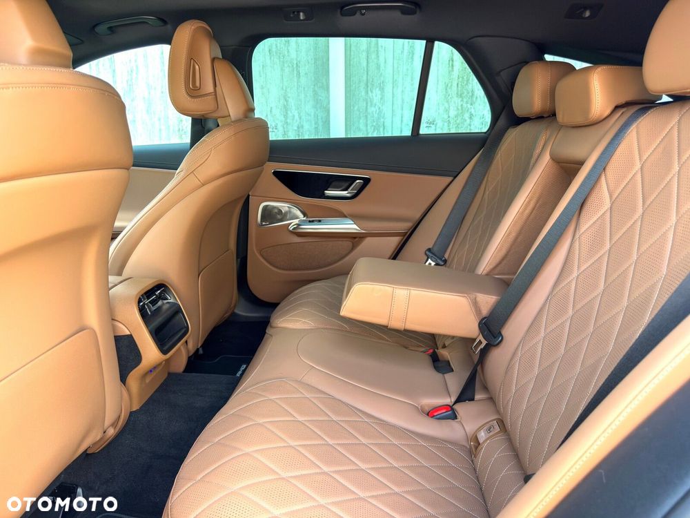 Mercedes-Benz Klasa E 450 d mHEV 4-Matic AMG 9G-Tronic - 33