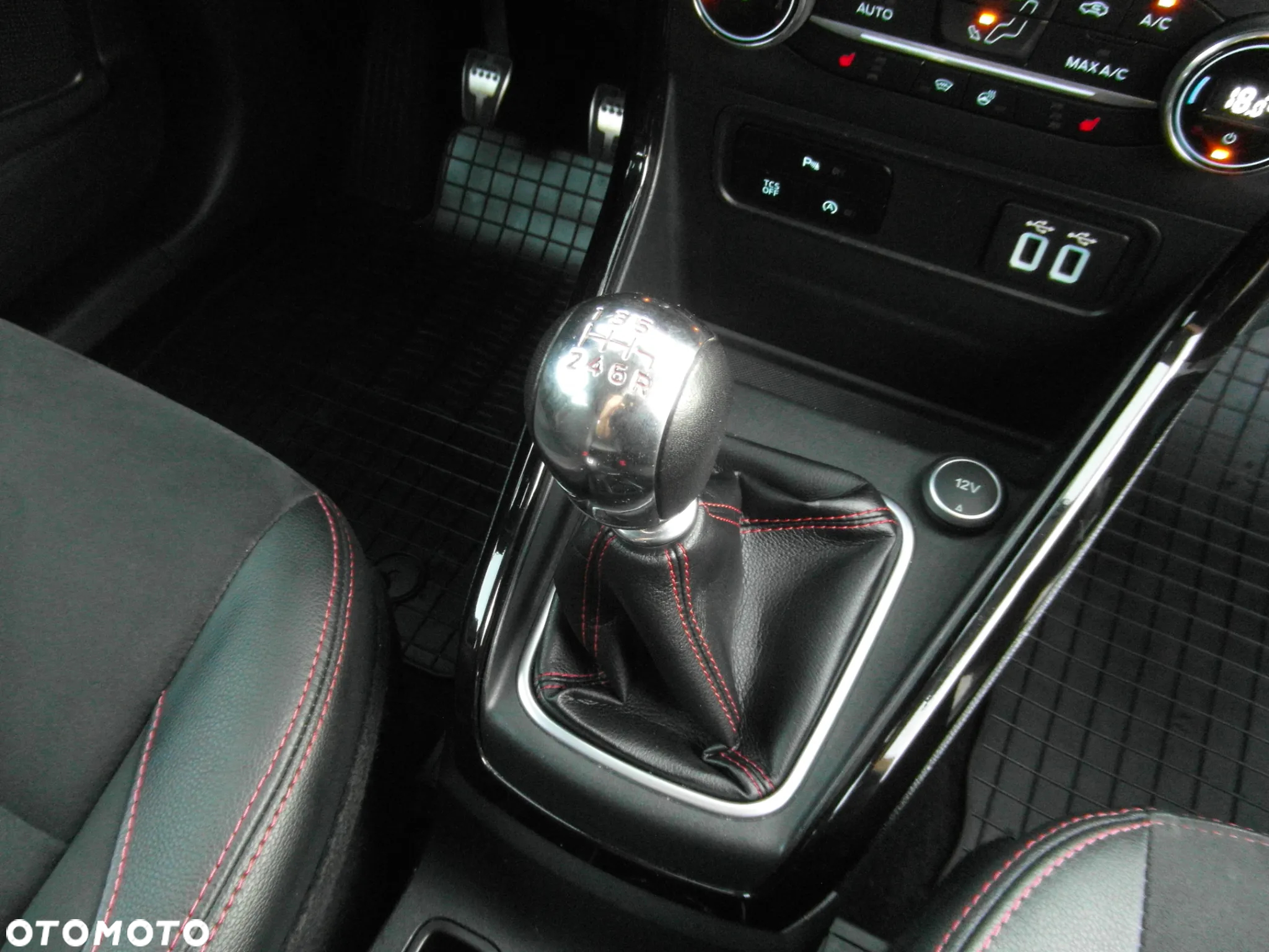 Ford EcoSport 1.0 EcoBoost ST-Line ASS - 28