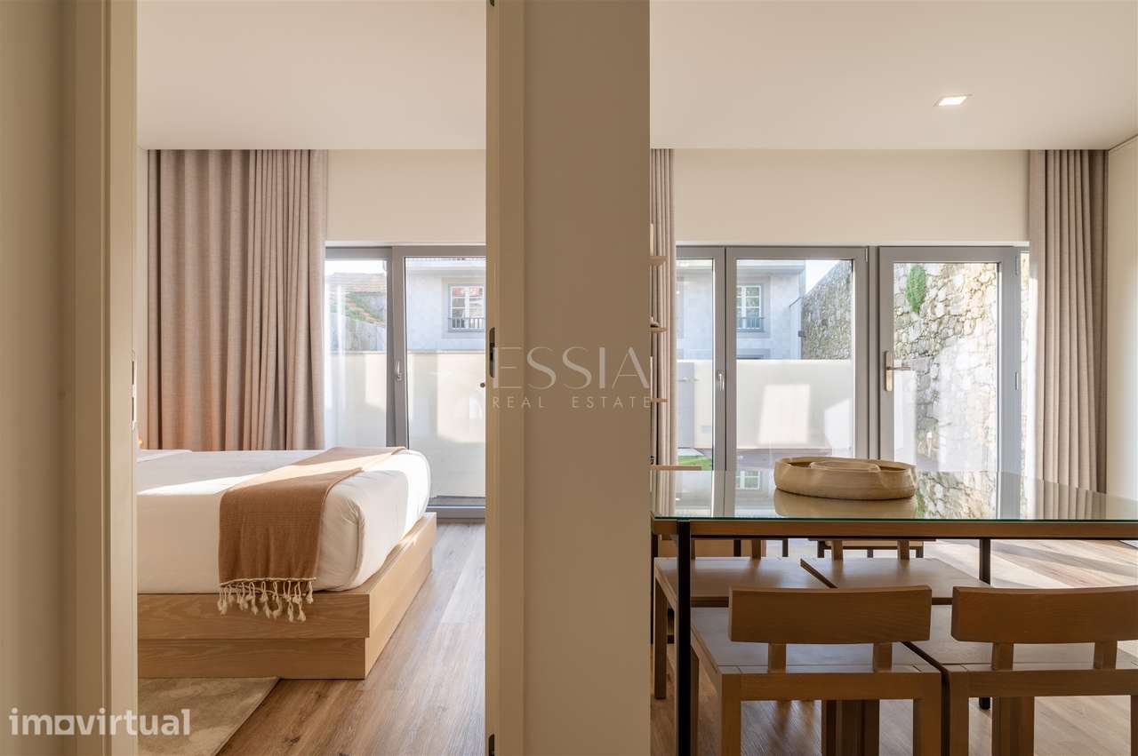 Moradia T2 Duplex com Varanda e Terraço no Fervença Palace - Grande imagem: 3/33