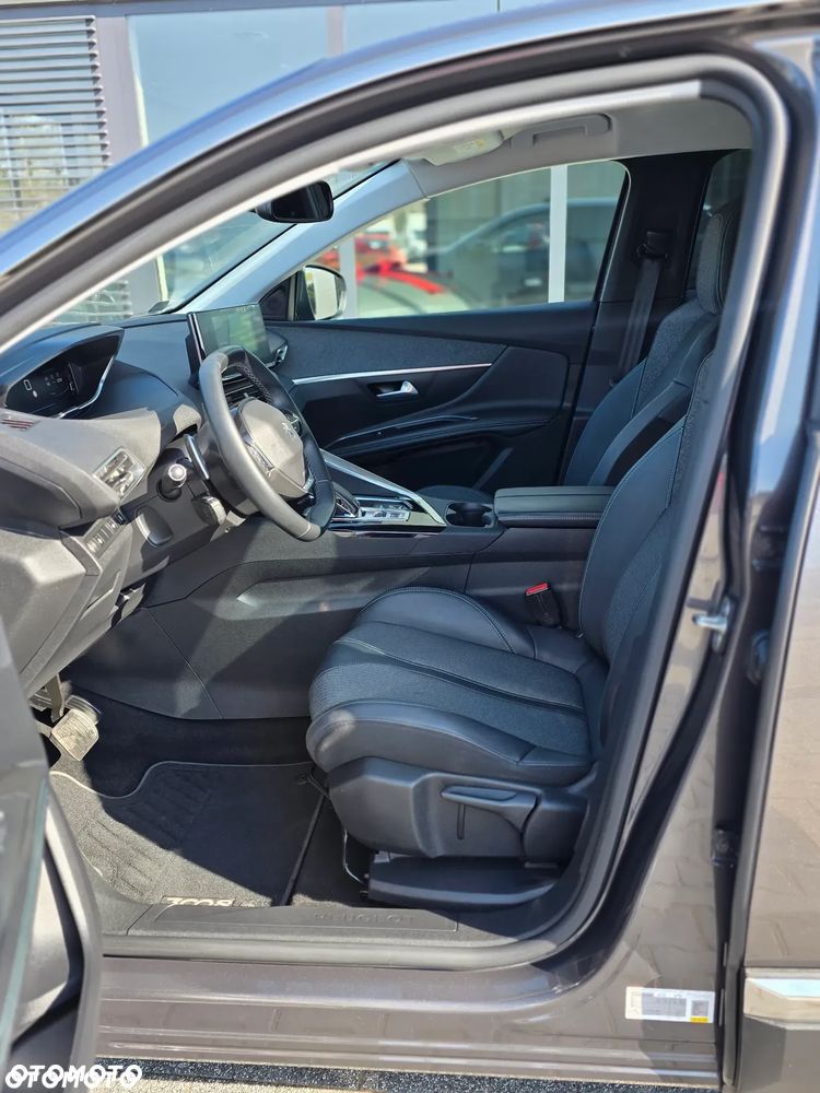 Peugeot 3008 1.2 PureTech Allure Pack S&S EAT8 - 23