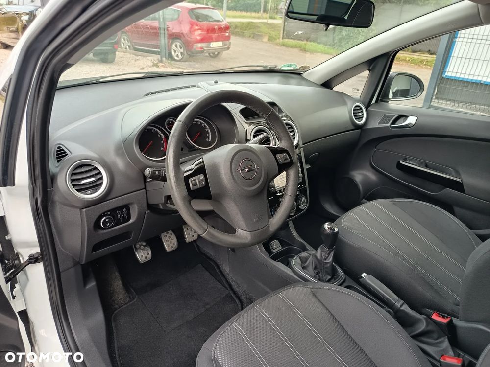 Opel Corsa 1.4 16V Active - 13