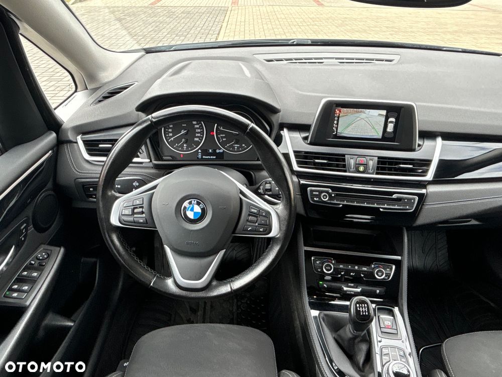 BMW Seria 2 218i Sport Line - 13