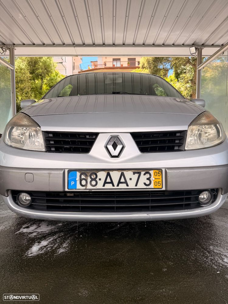 Renault Scénic 1.5 dCi Confort - 2