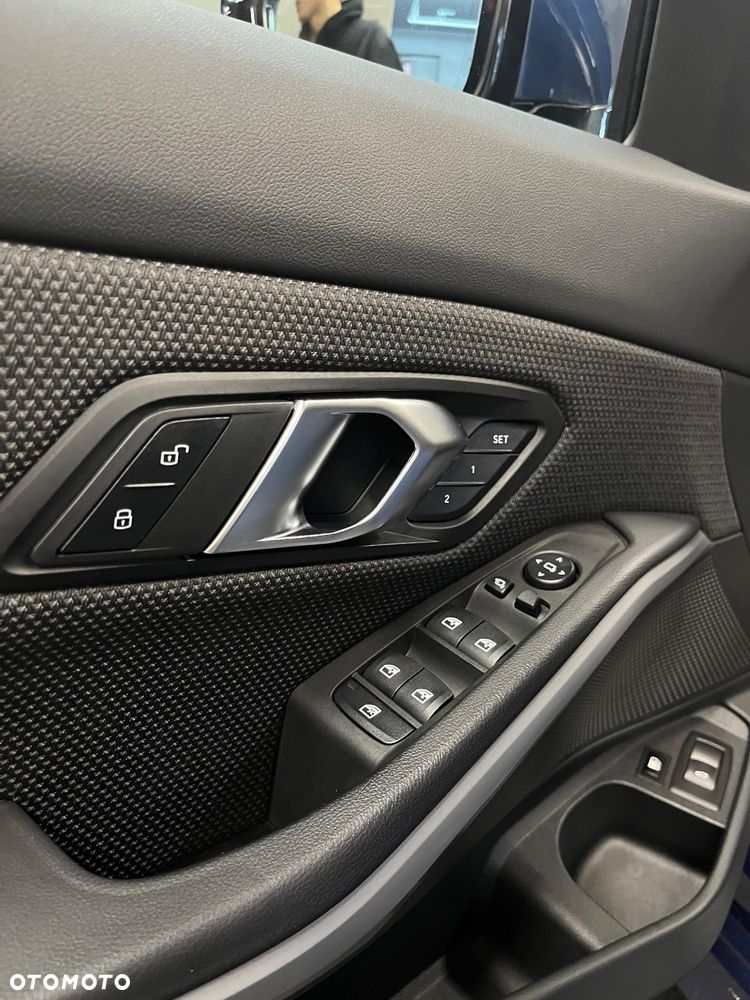 BMW Seria 3 320i GPF - 7