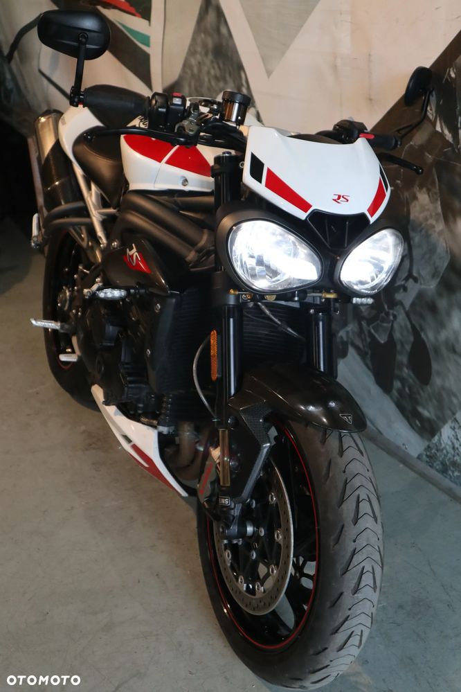 Triumph Speed Triple - 18
