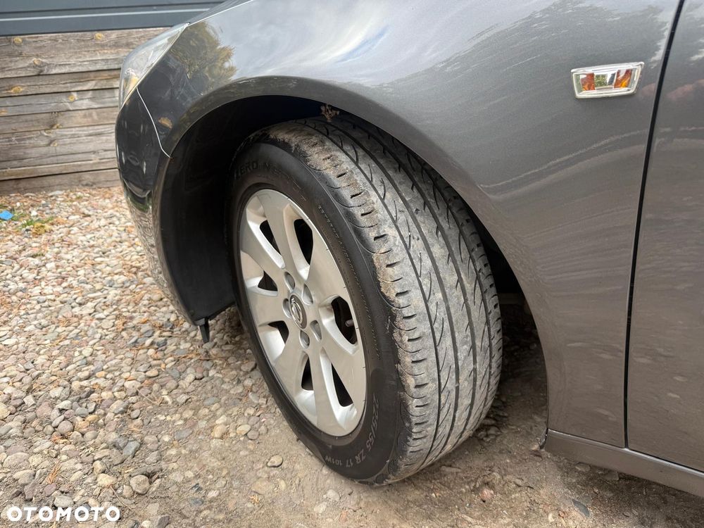 Opel Insignia 1.6 Turbo Edition - 10