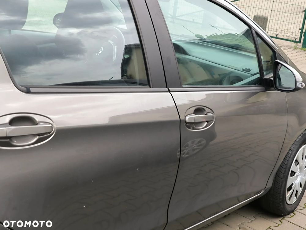 Toyota Yaris 1.0 Active - 3