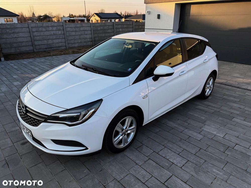 Opel Astra - 2