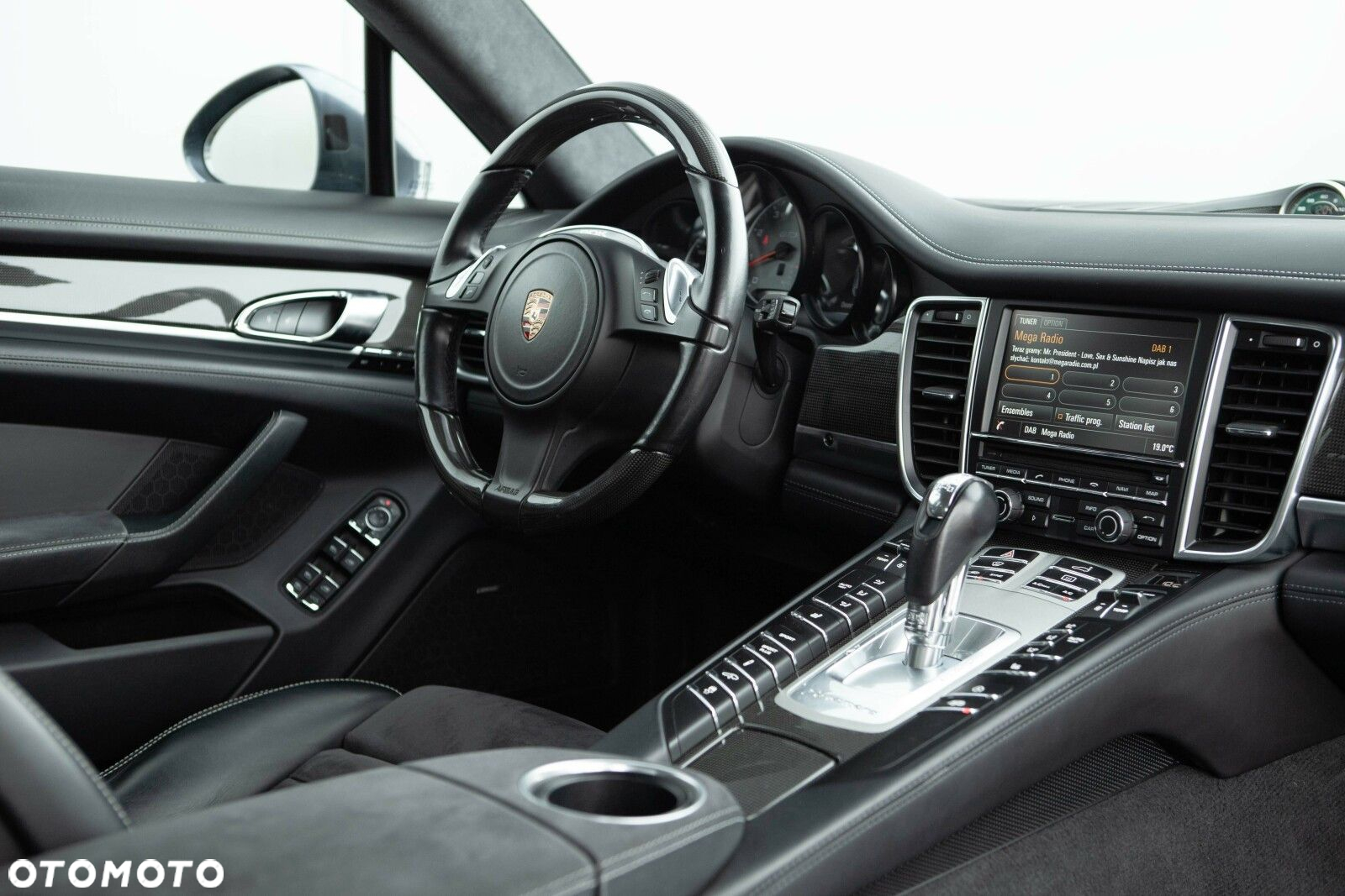 Porsche Panamera - 27