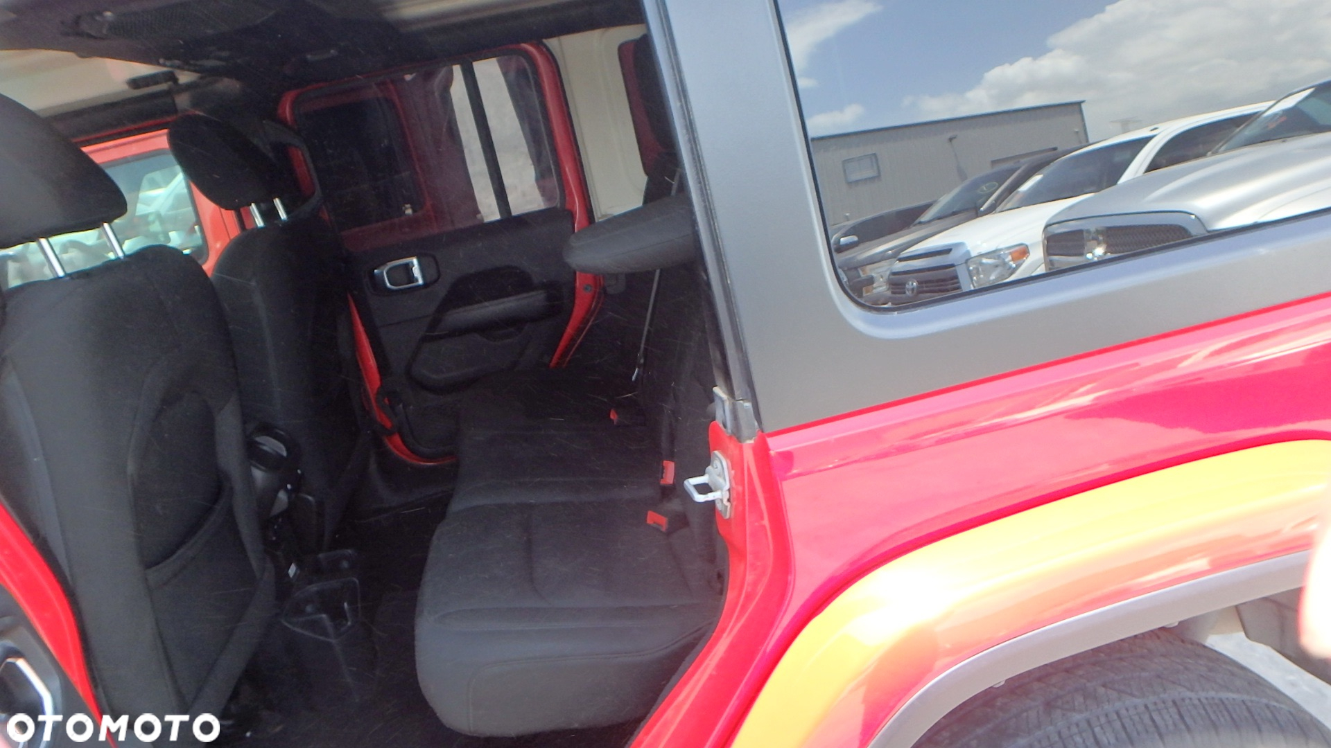 Jeep Wrangler Unlimited GME 2.0 Turbo Sahara - 9