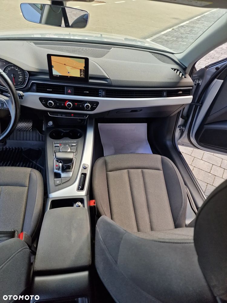 Audi A4 Avant 2.0 TDI S tronic - 23