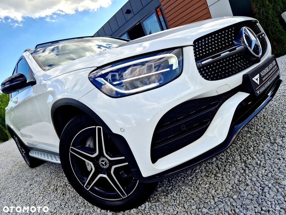 Mercedes-Benz GLC 300 de 4Matic 9G-TRONIC AMG Line Plus - 5