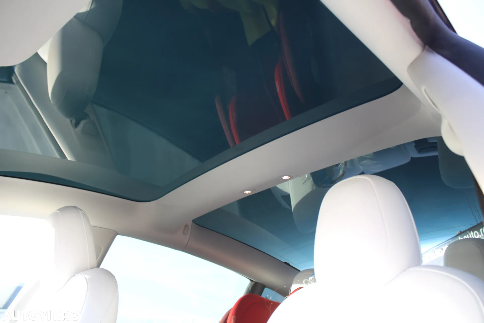 Tesla Model 3 - 6