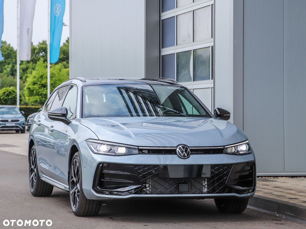 Volkswagen Passat - 8