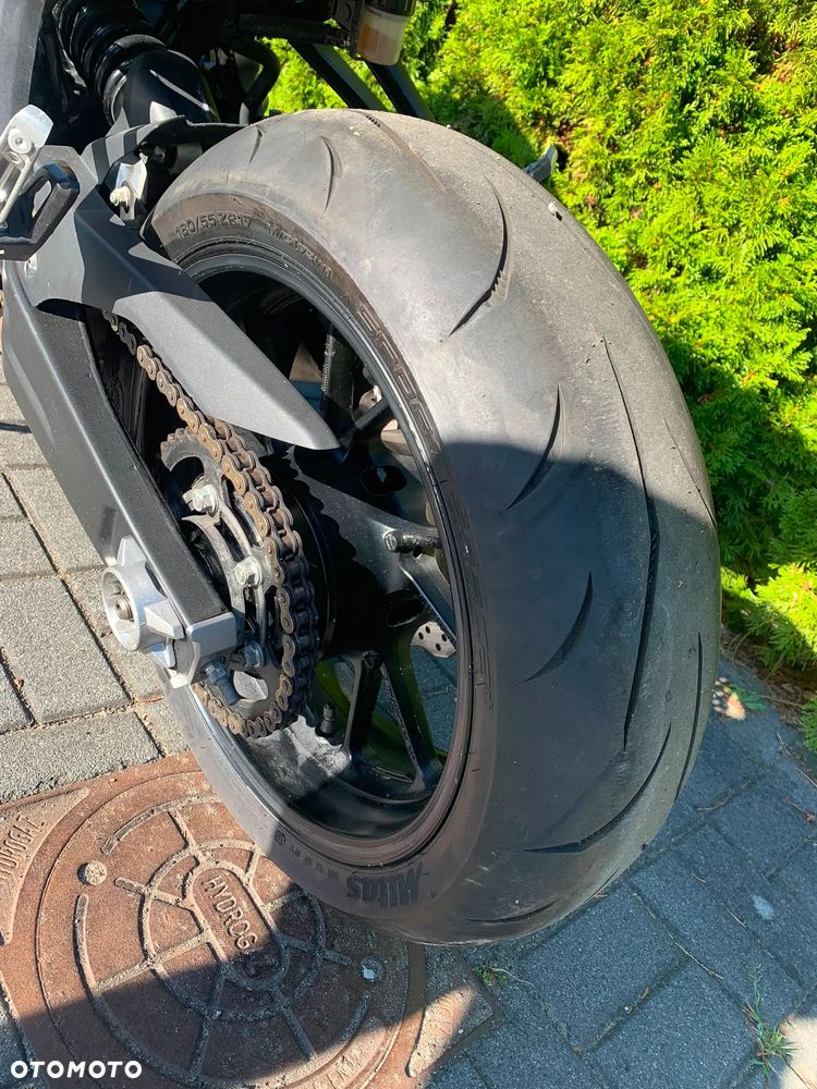 Yamaha MT - 8