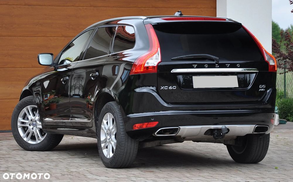 Volvo XC 60 D5 AWD Geartronic Summum - 5