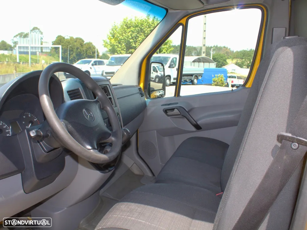 Mercedes-Benz Sprinter 311 CDI L4H3 com IVA de 2016 - 8