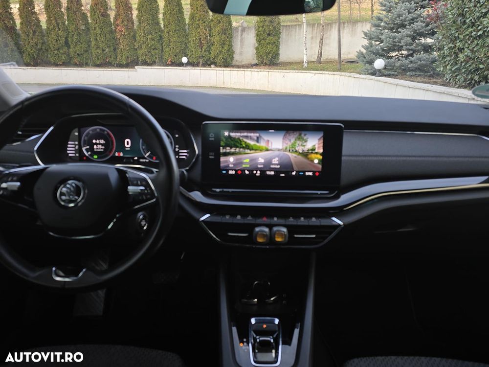 Skoda Octavia 2.0 TDI DSG First Edition - 14