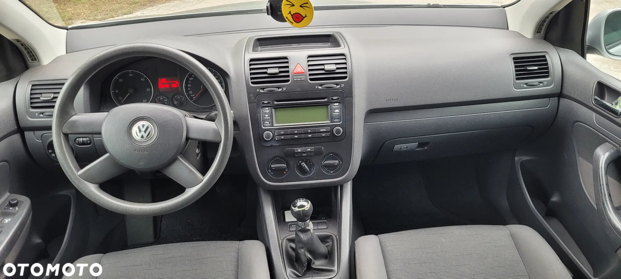 Volkswagen Golf - 24