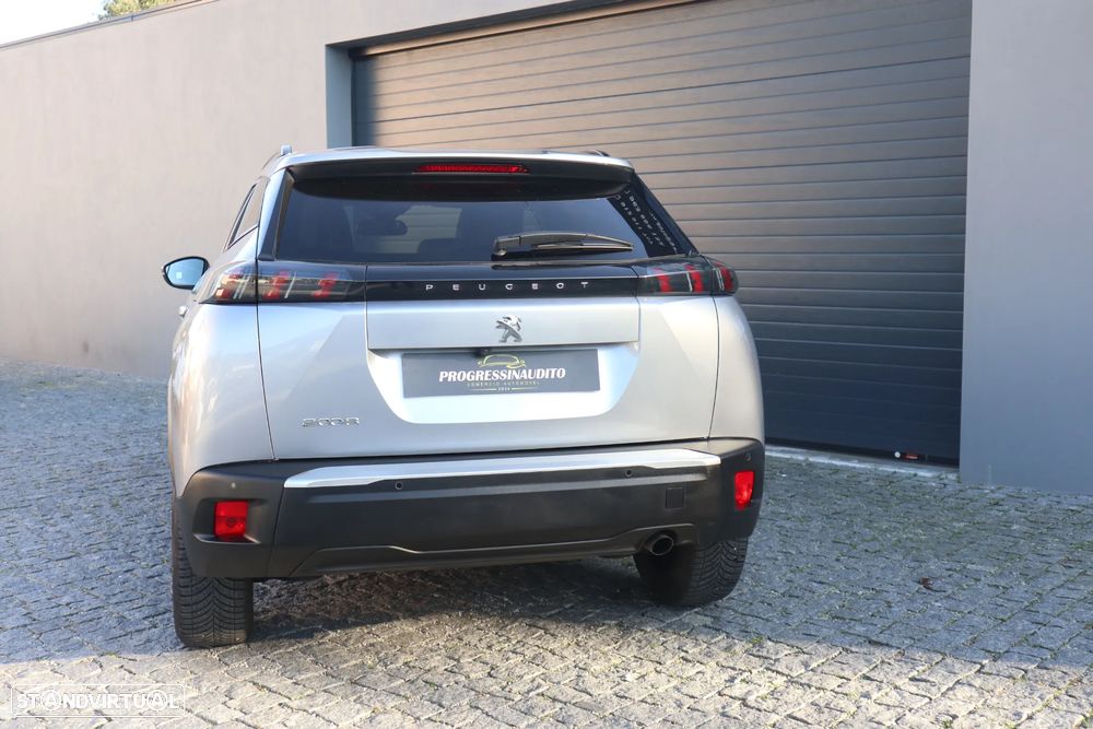 Peugeot 2008 - 4