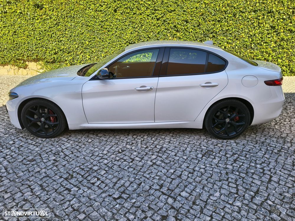 Alfa Romeo Giulia 2.2 D Sprint AT8 - 8