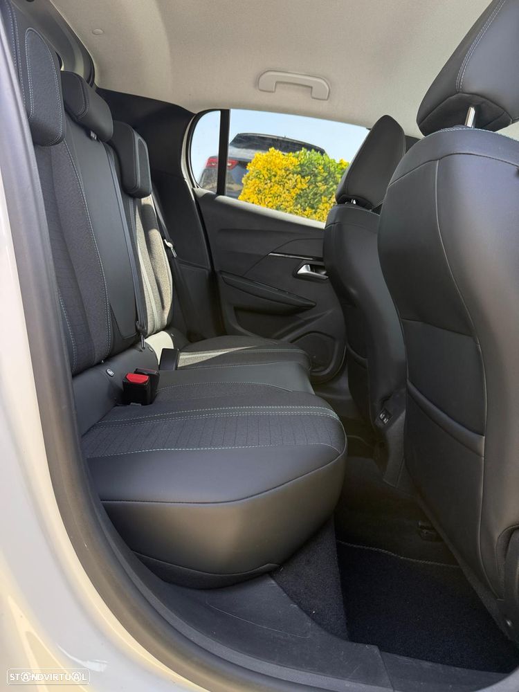 Peugeot 208 1.2 PureTech Allure Pack - 8