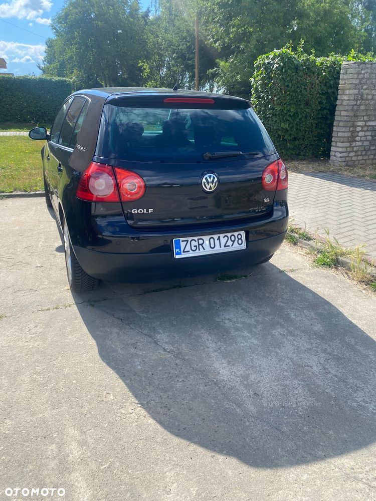 Volkswagen Golf 1.6 Trendline - 8