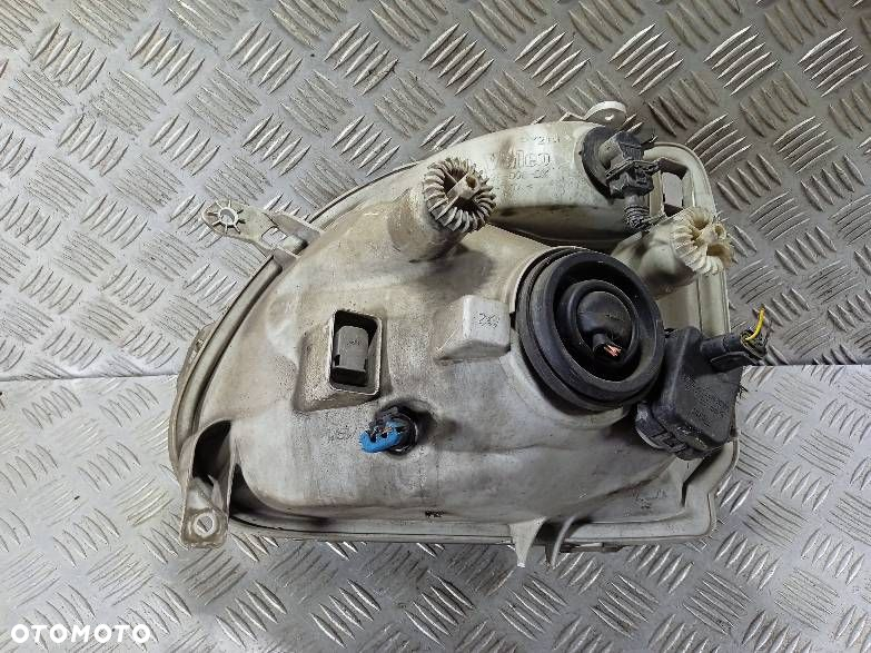 LAMPA PRAWA PRZEDNIA OPEL AGILA A - 2