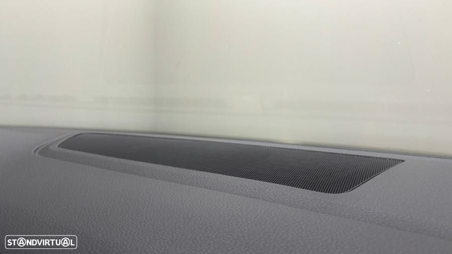 VW Passat Variant 1.6 TDI (BlueMotion ) DSG Comfortline - 22