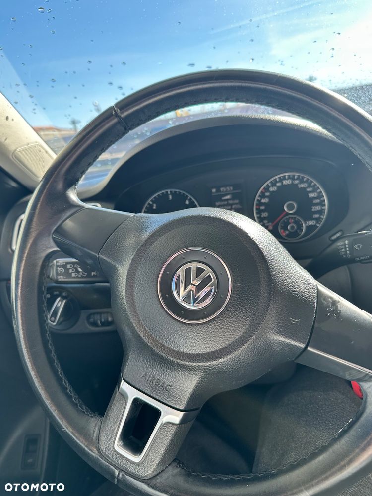 Volkswagen Jetta 1.6 TDI Comfortline - 13
