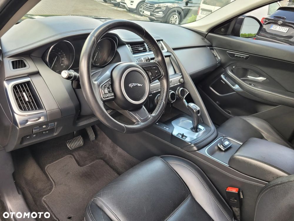 Jaguar E-Pace - 13