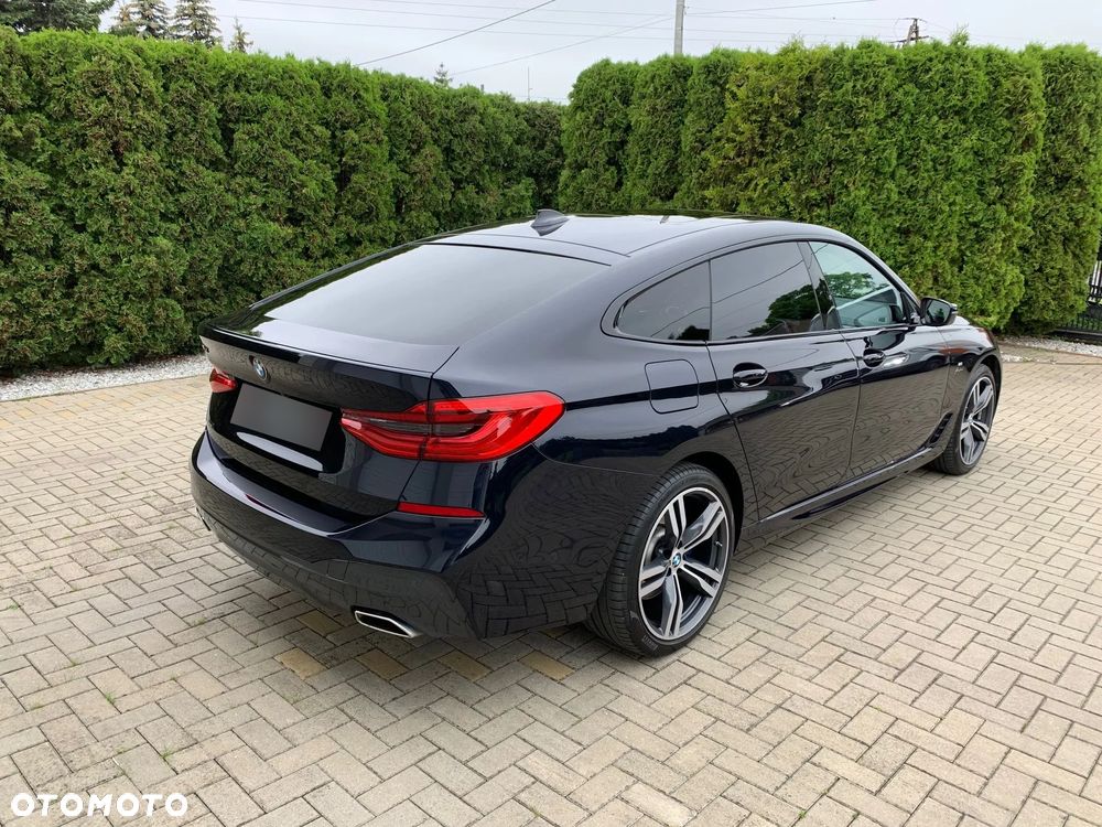 BMW 6GT - 3