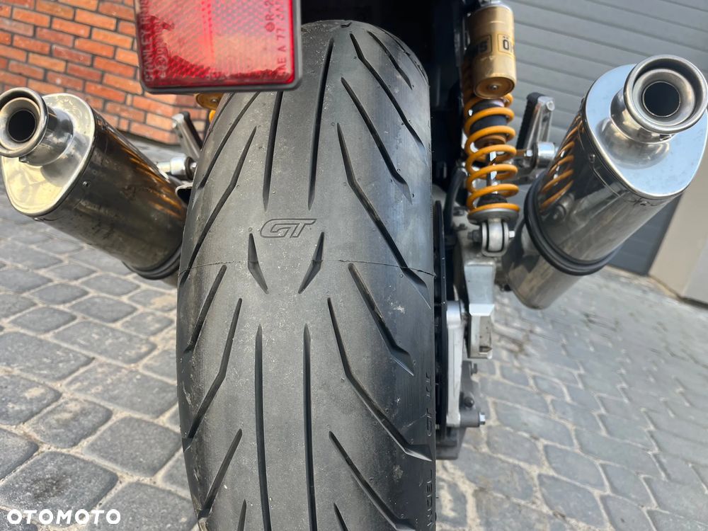 Yamaha XJR - 6