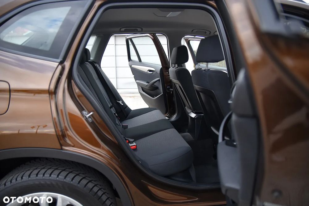 BMW X1 sDrive18d - 35