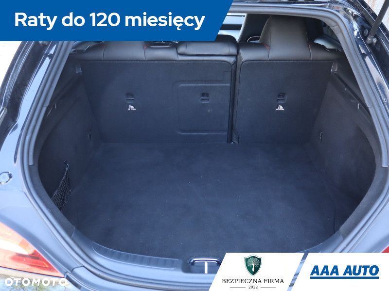 Mercedes-Benz CLA - 16