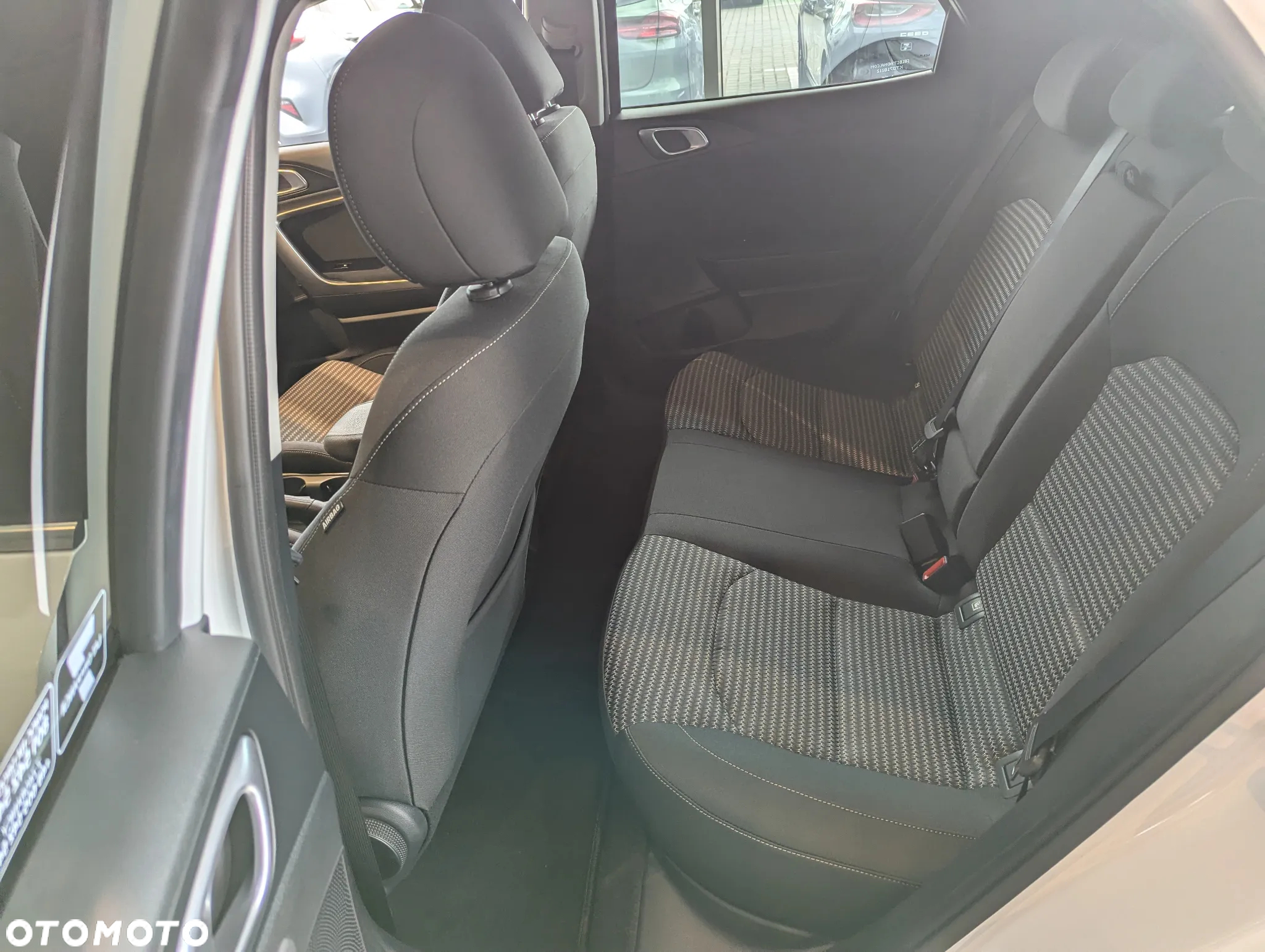 Kia XCeed 1.5 T-GDI M - 6