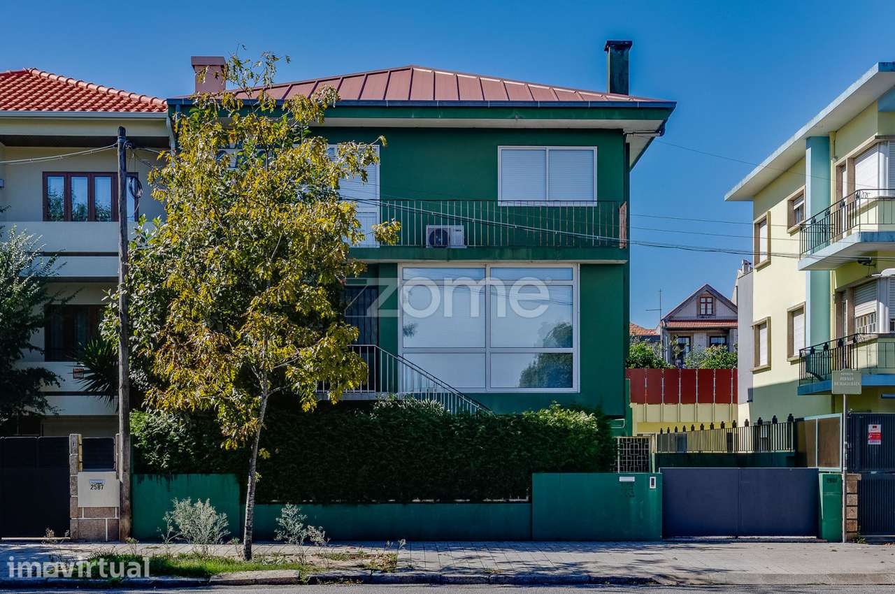 Moradia T3+1 | Avenida de Fernão de Magalhães, Porto - Grande imagem: 5/51