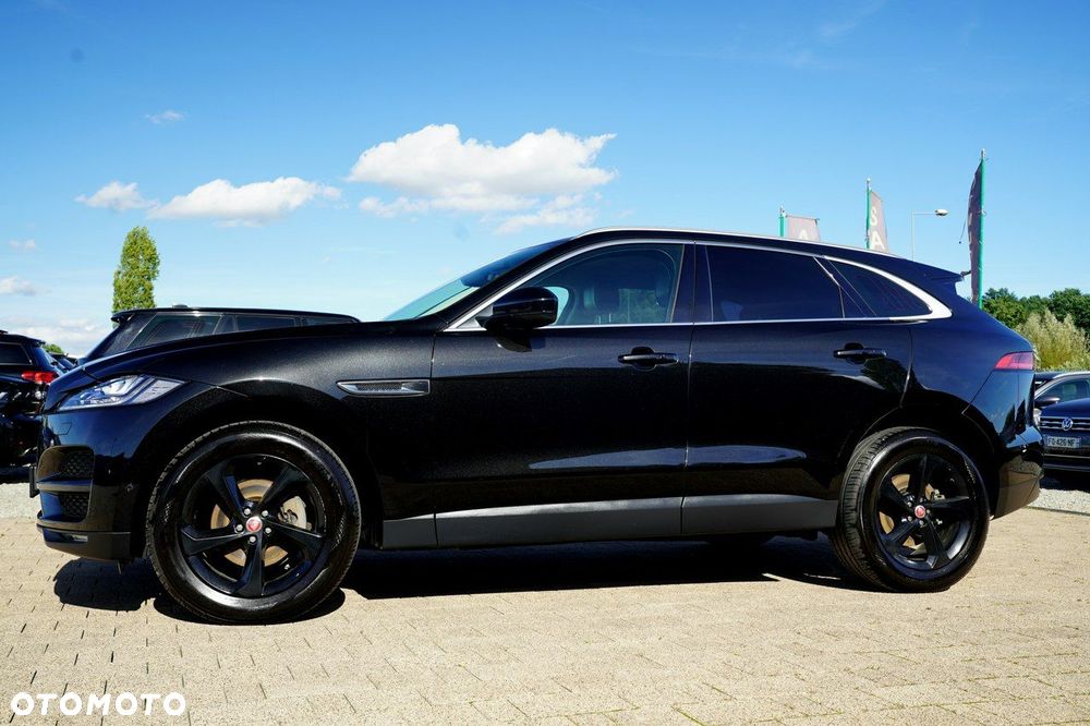 Jaguar F-Pace - 11